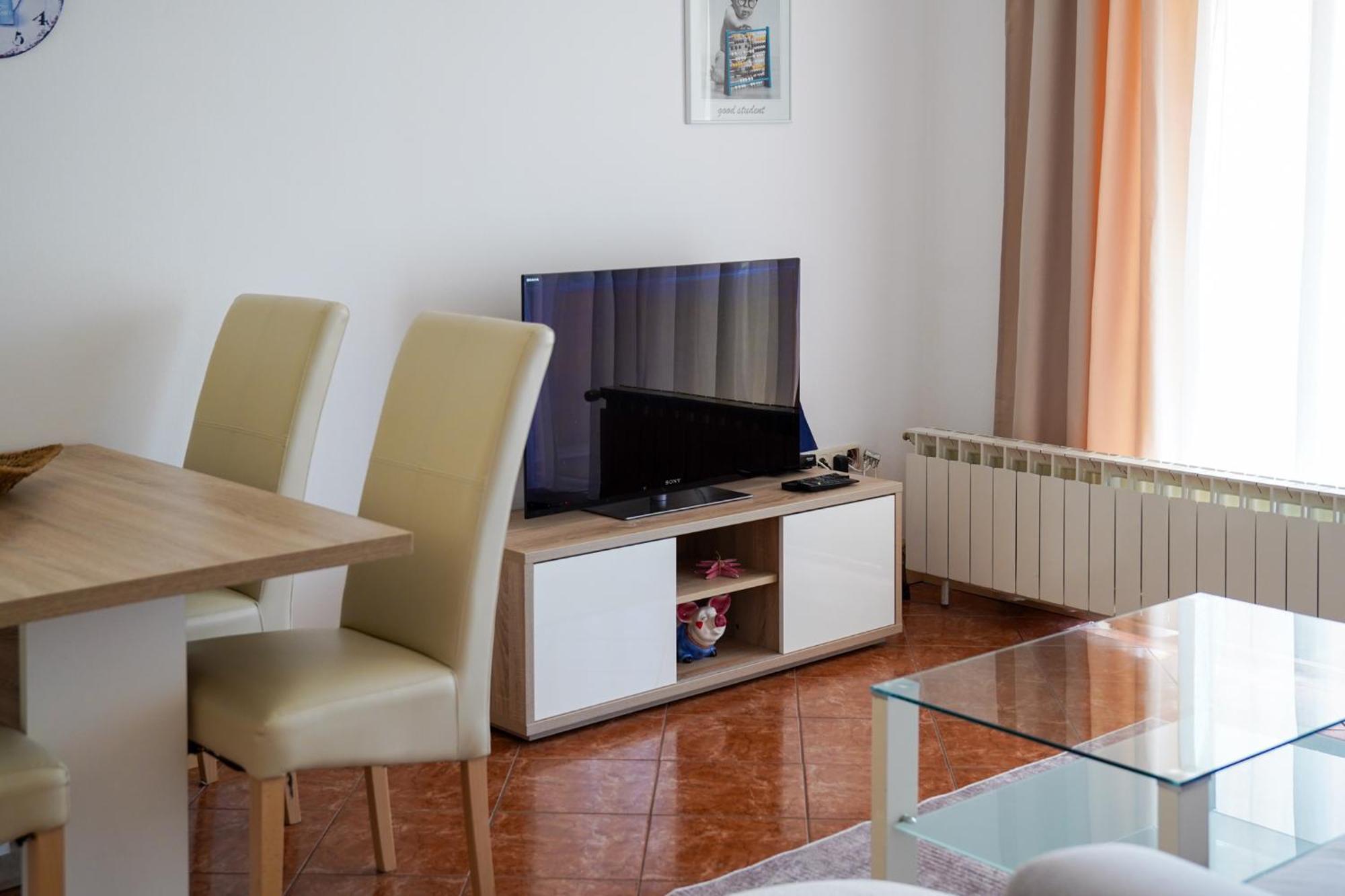 Apartman Lana Omišalj Exterior foto